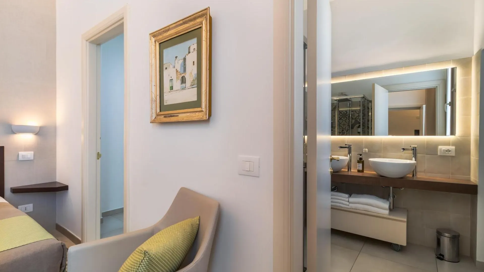 Palazzo San Lazzaro - Lecce Selection Jacuzzi Rooms & Suites Guest house