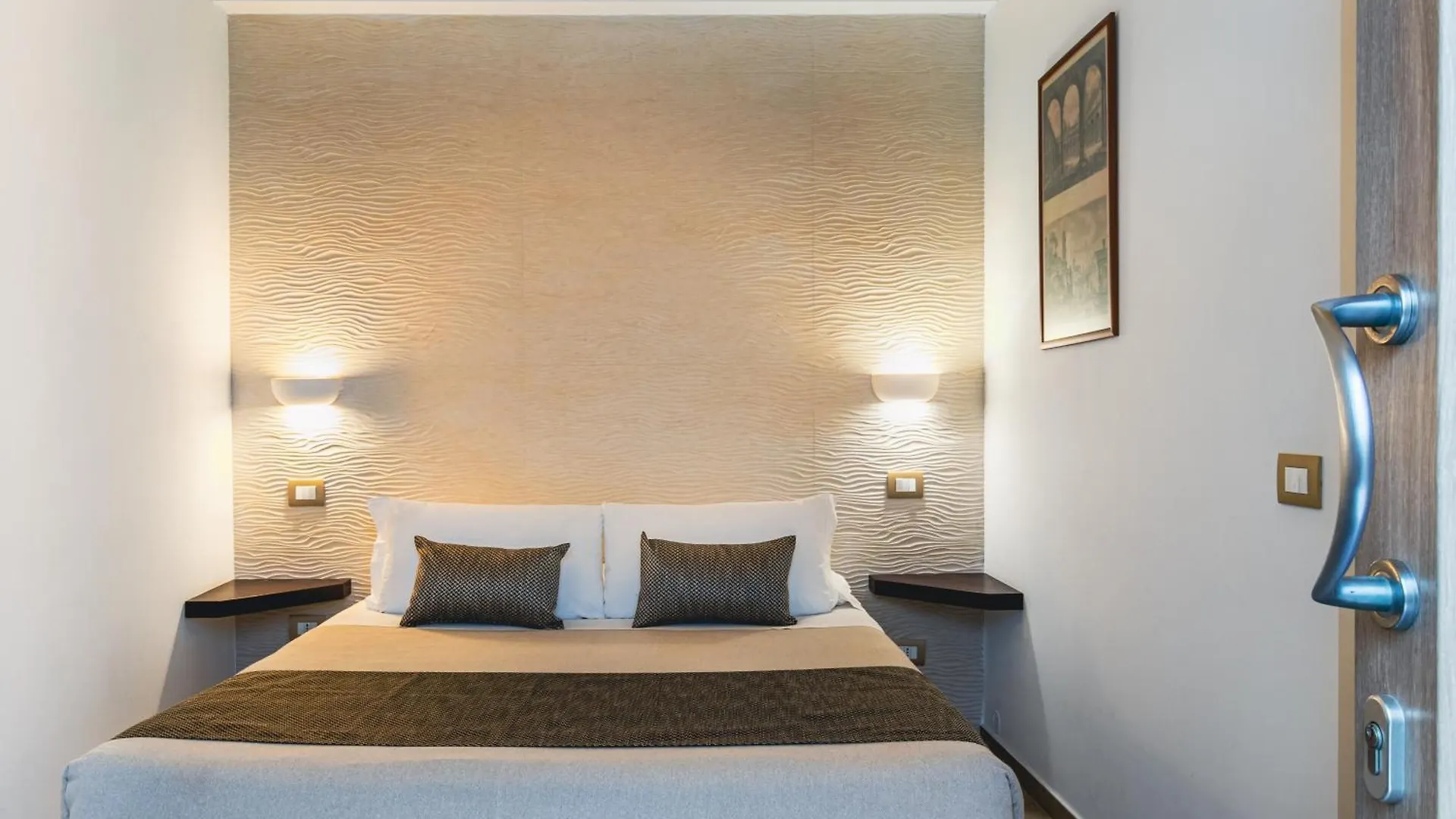 Palazzo San Lazzaro - Lecce Selection Jacuzzi Rooms & Suites 0*,  Italy