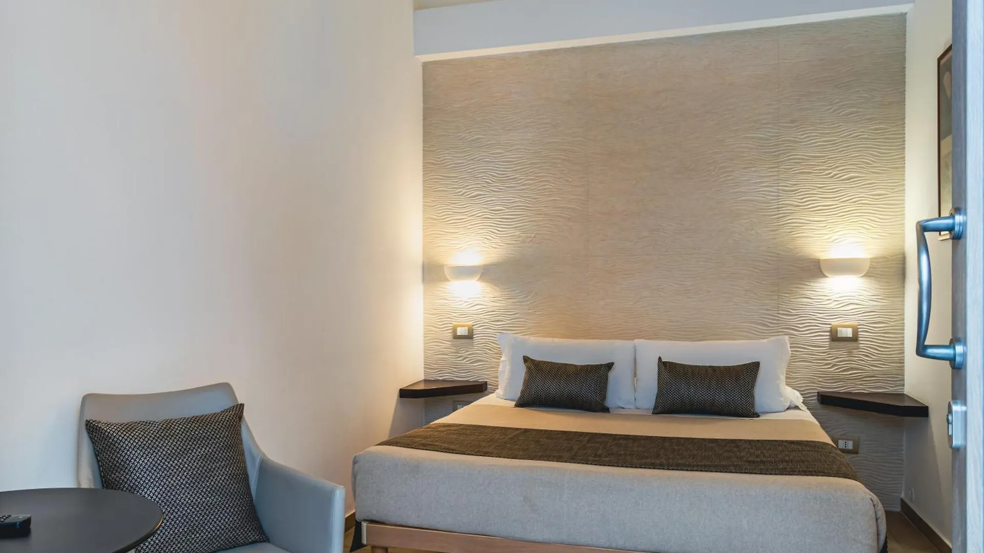 Palazzo San Lazzaro Rooms&Suites SIT Lecce Affittacamere