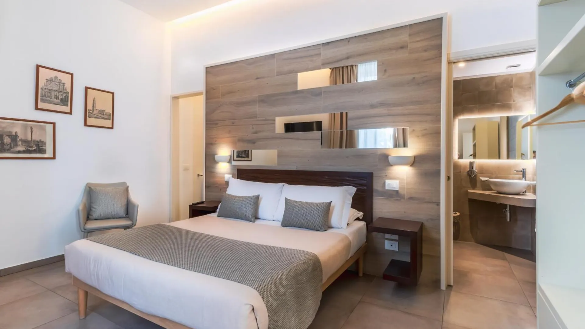 Palazzo San Lazzaro - Lecce Selection Jacuzzi Rooms & Suites 0*,