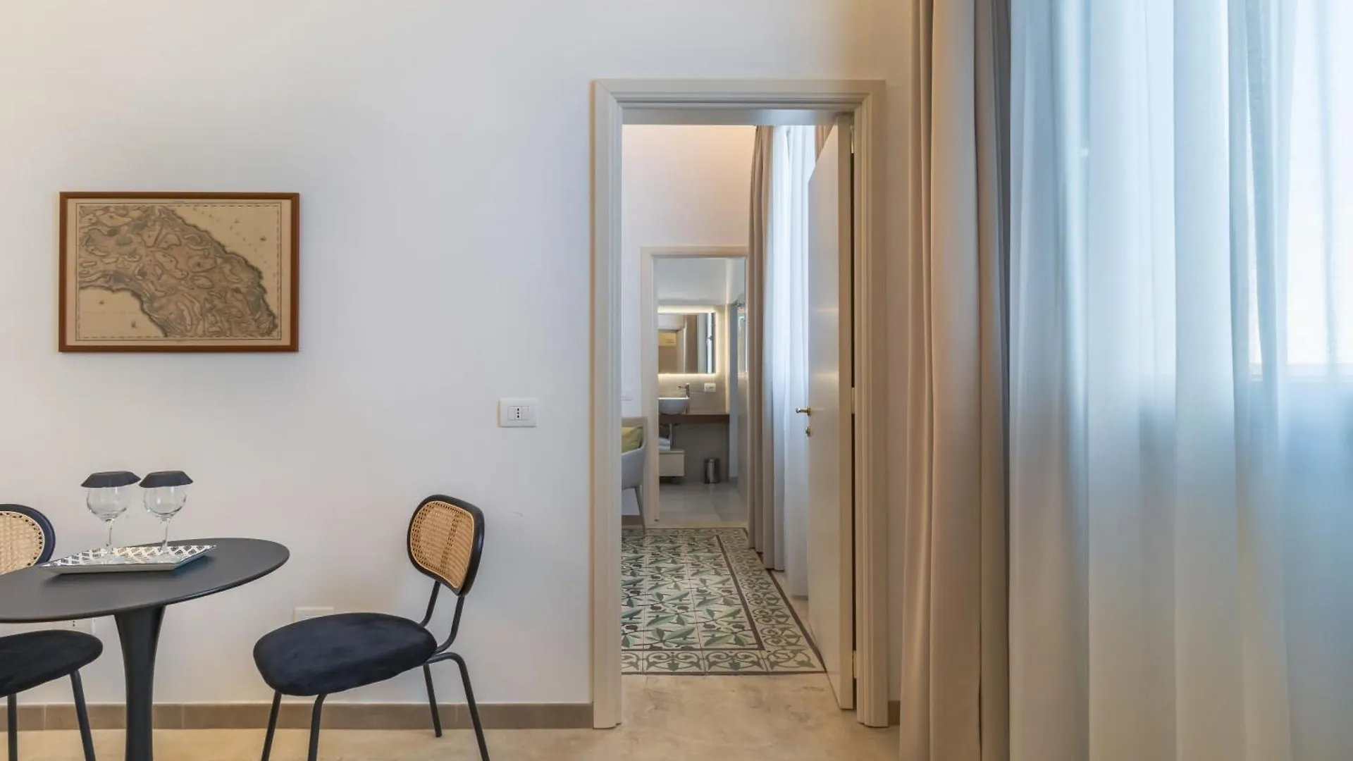 Palazzo San Lazzaro - Lecce Selection Jacuzzi Rooms & Suites