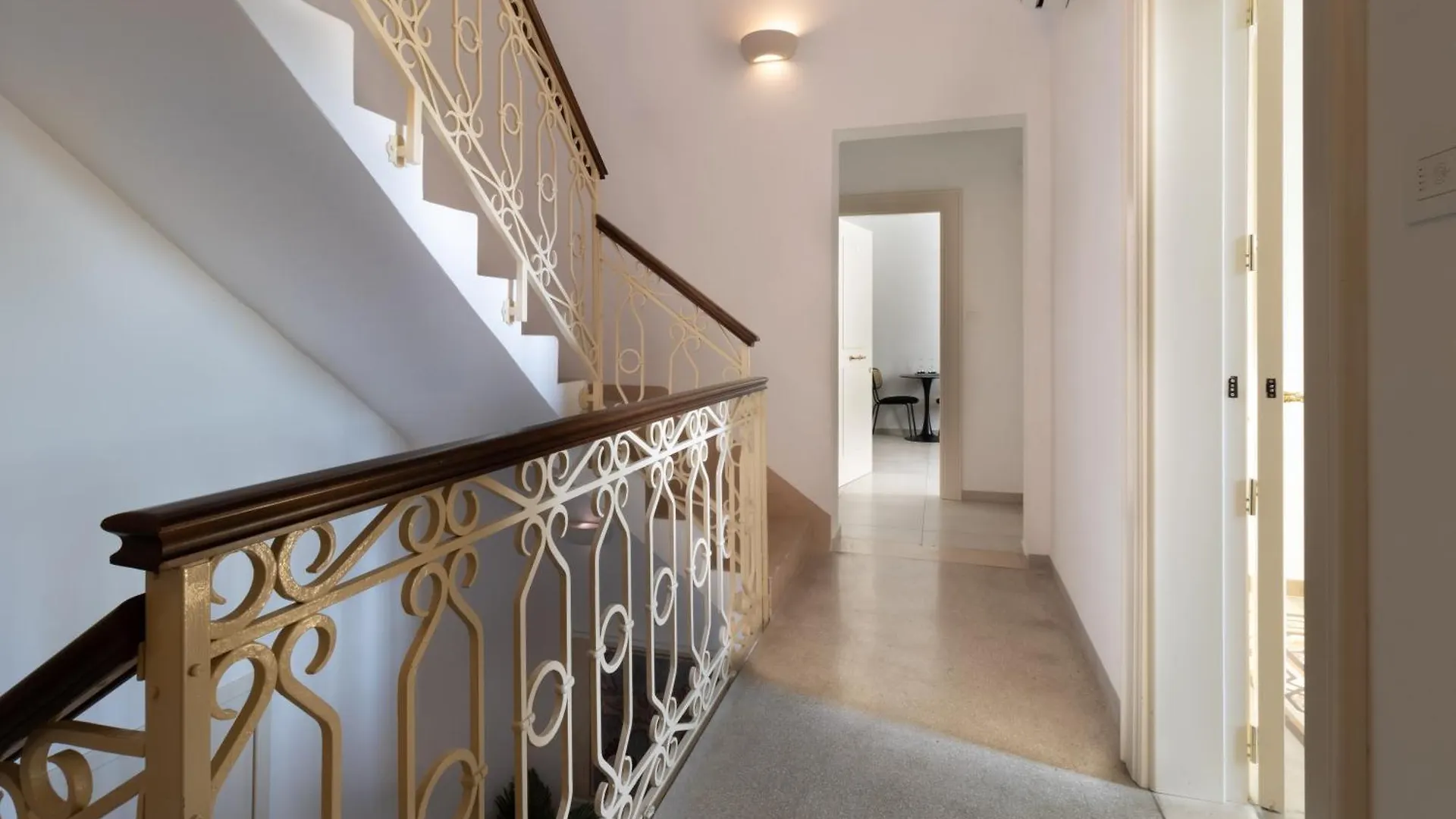 בית הארחה Palazzo San Lazzaro - Lecce Selection Jacuzzi Rooms & Suites