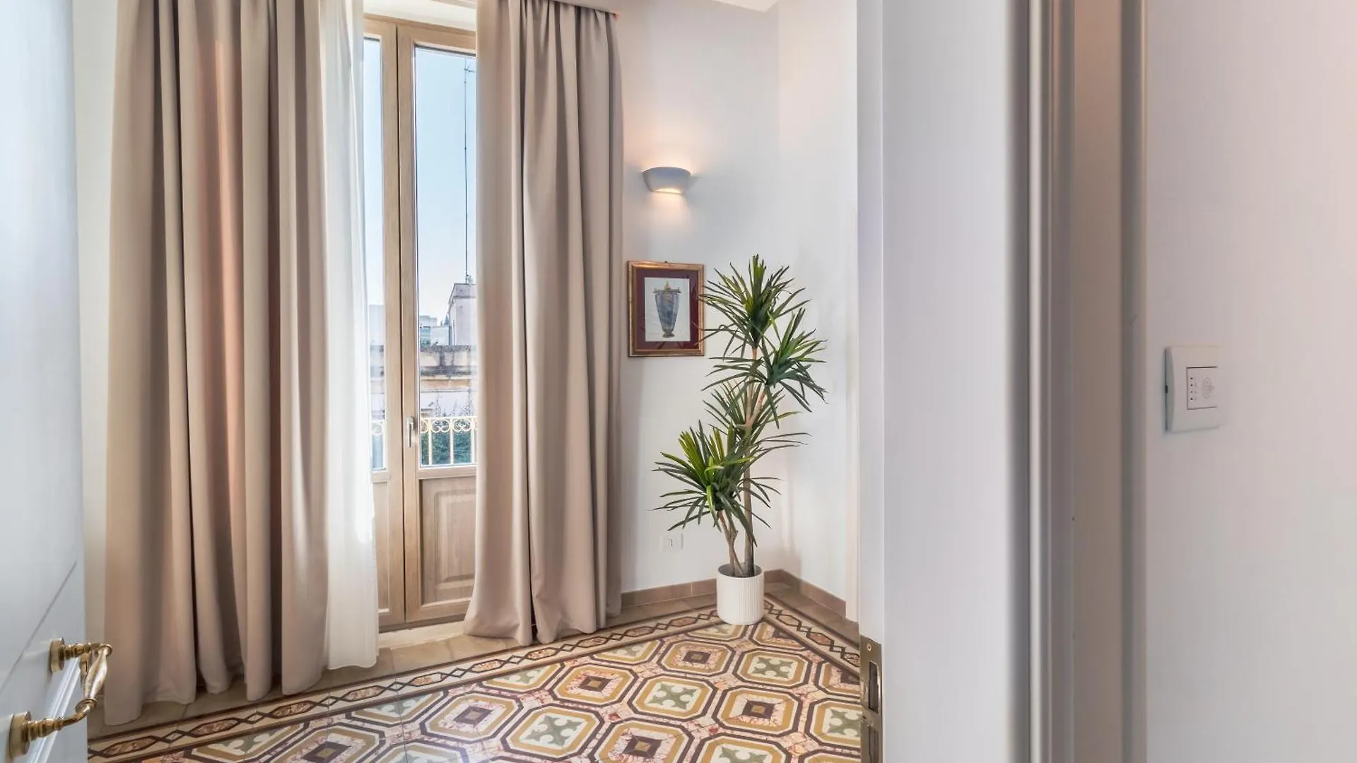Palazzo San Lazzaro - Lecce Selection Jacuzzi Rooms & Suites בית הארחה